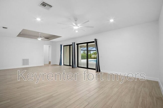 Building Photo - 19001 Aqua Shore Dr