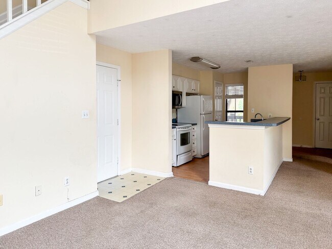 Building Photo - 742 Brookside Drive  #201 Newport News