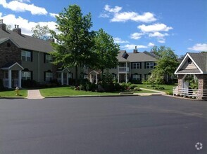 Building Photo - 647 Bevelander Pl