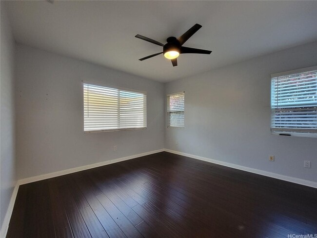 Building Photo - 91-1040 Kaipu St Ewa Beach, HI 96706