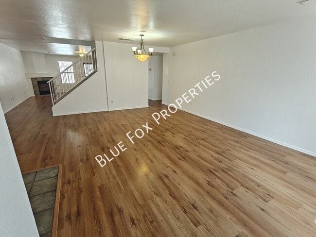 Building Photo - 3421 N Green Gulch Ct