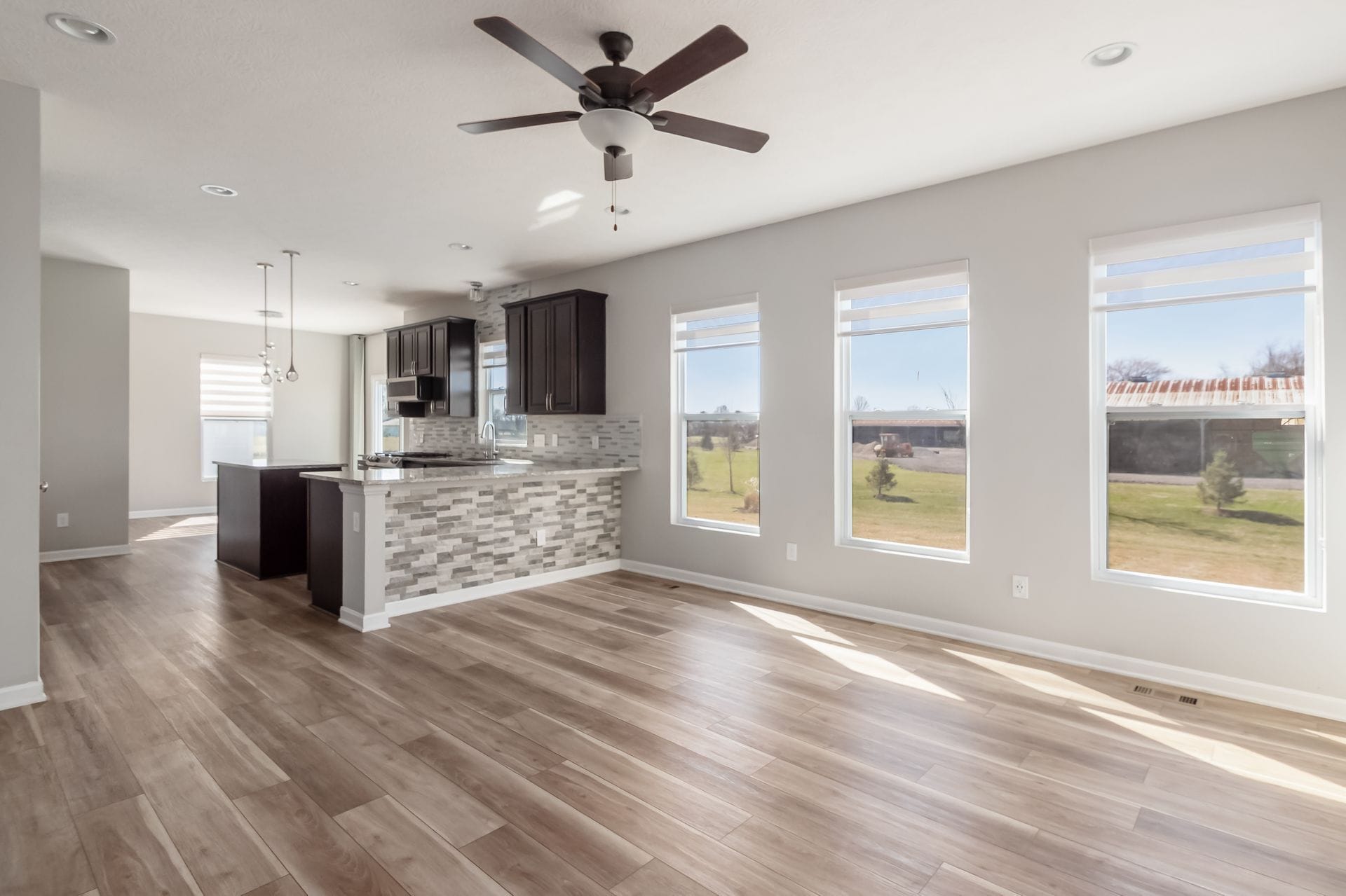 Building Photo - 6688 Constitution Way