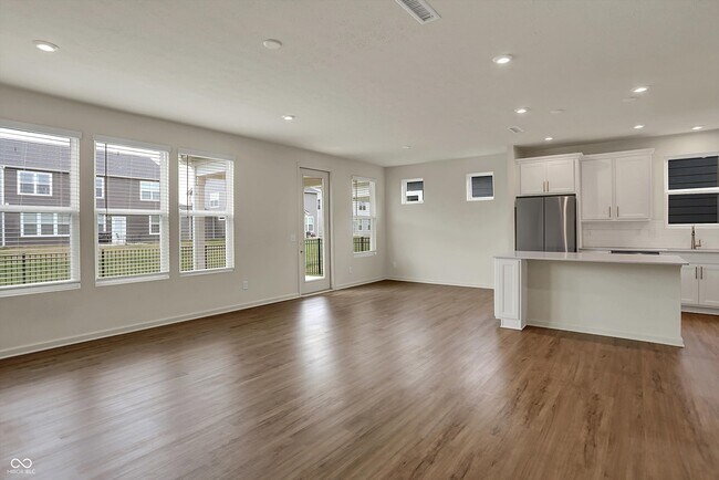 Building Photo - 5309 Spyglass Dr