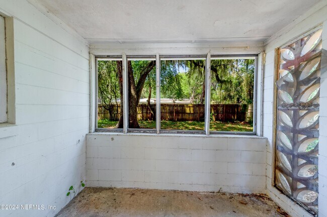Building Photo - 1159 Green Cay Ave
