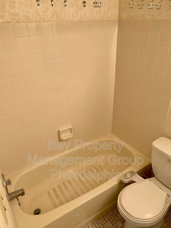 Building Photo - 2751 Pennsylvania Ave