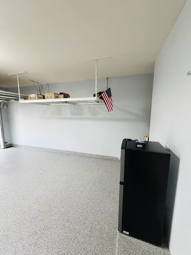 Building Photo - 25135 Florina Ranch Dr