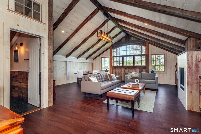 Building Photo - 76 North St