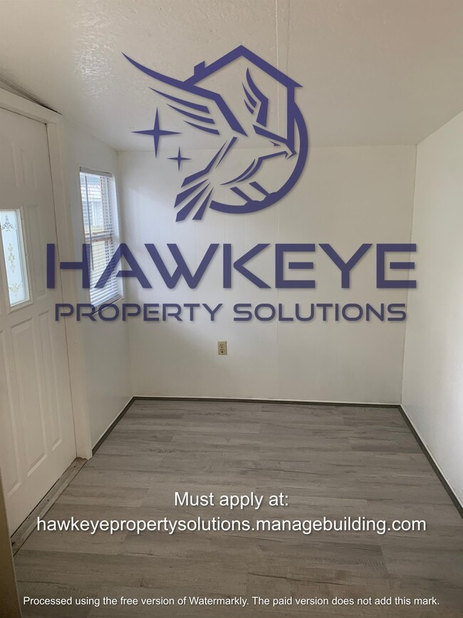 Building Photo - 530 Skyline Dr E