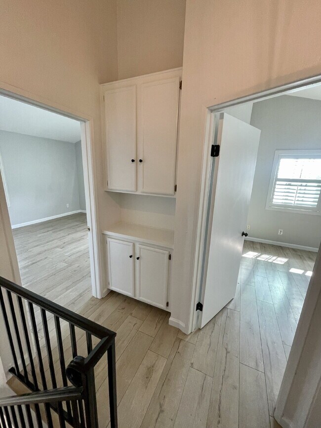 Building Photo - $2,990 - 2 Bed / 3 Bath Beautiful Condo in North Park