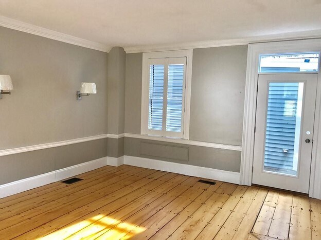 Living Room - 62 Lime St
