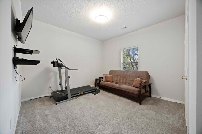 Building Photo - 13611 Delacey Ln