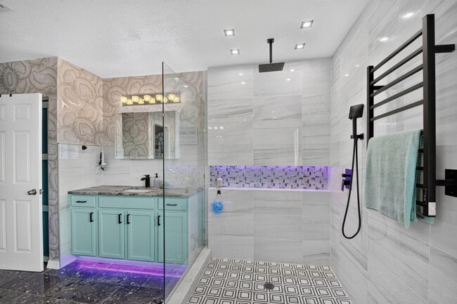 Building Photo - 8890 Cobblestone Point Cir
