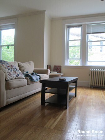 Building Photo - 229 Freeman St