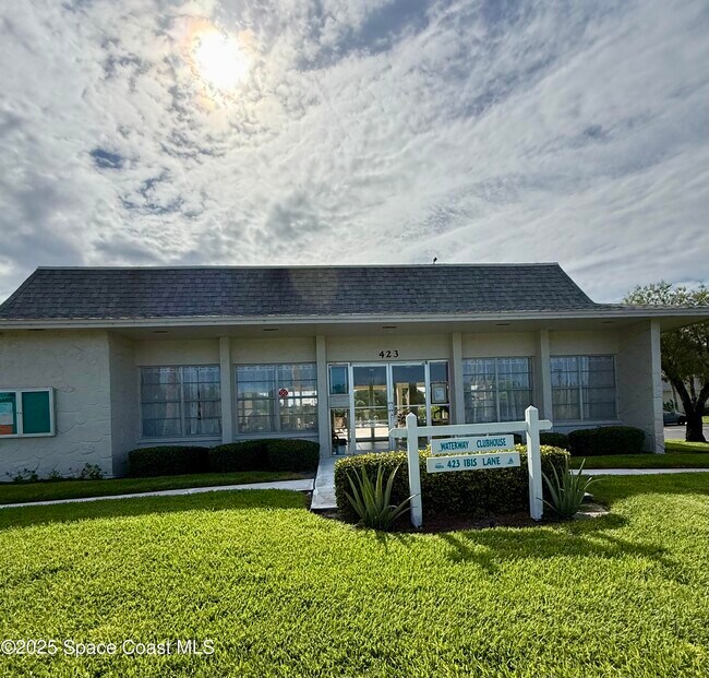 Building Photo - 417 Ibis Ln