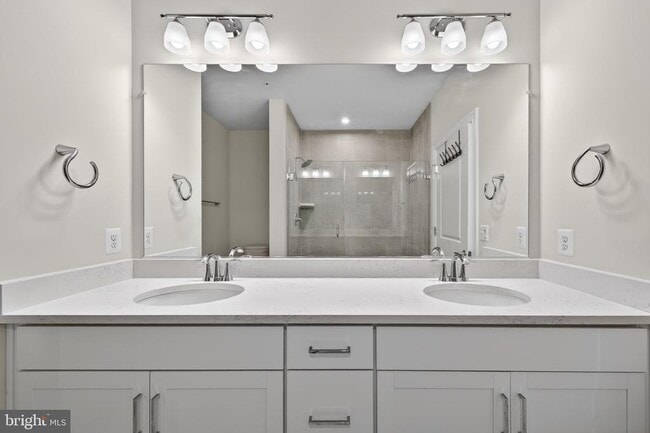 Building Photo - 21630 Hawksbill High Cir