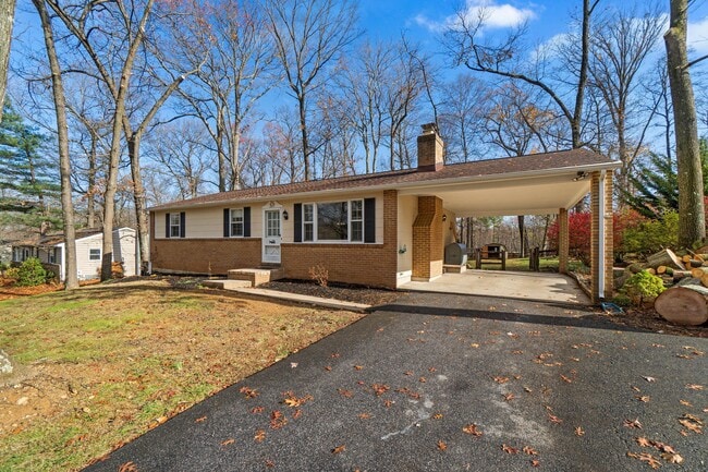 Building Photo - 2107 Don Ave