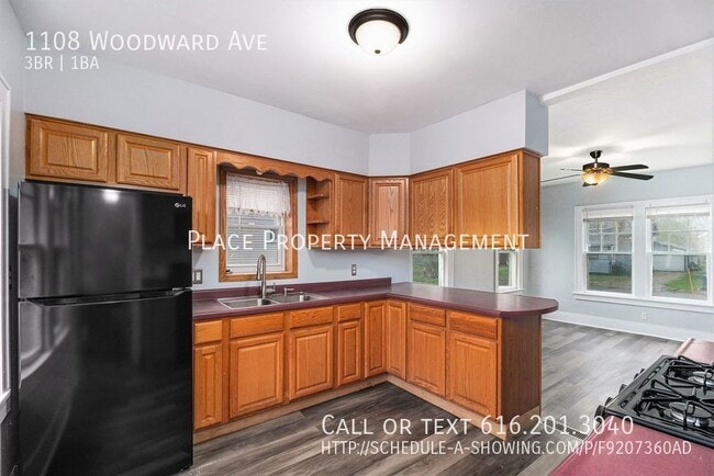 Building Photo - 1108 Woodward Ave