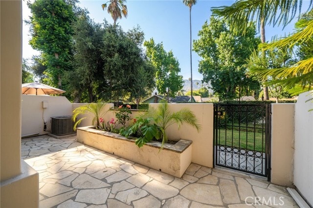Building Photo - 443 E Bougainvillea Ln