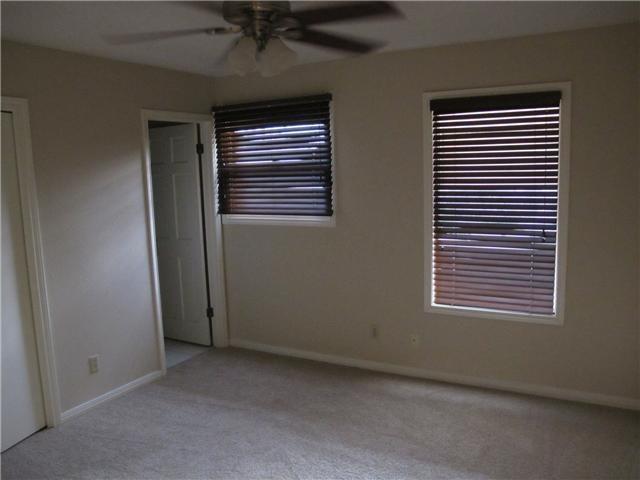 Building Photo - 3312 Foster Ln