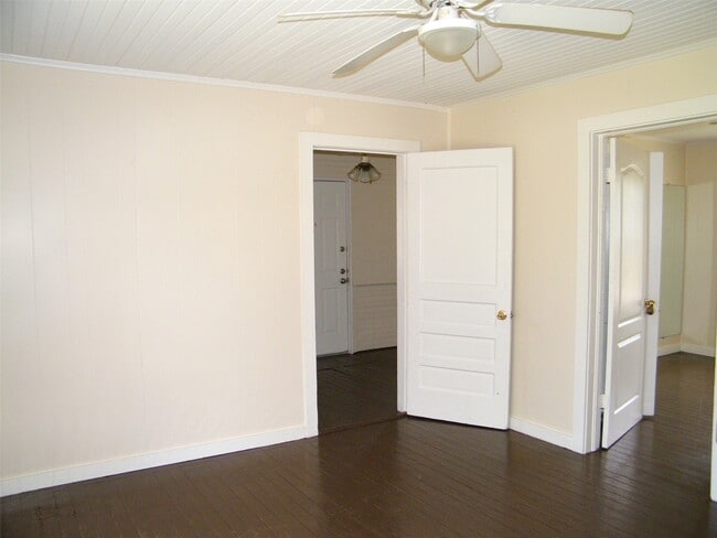 Building Photo - 13679 Wigginsville Rd