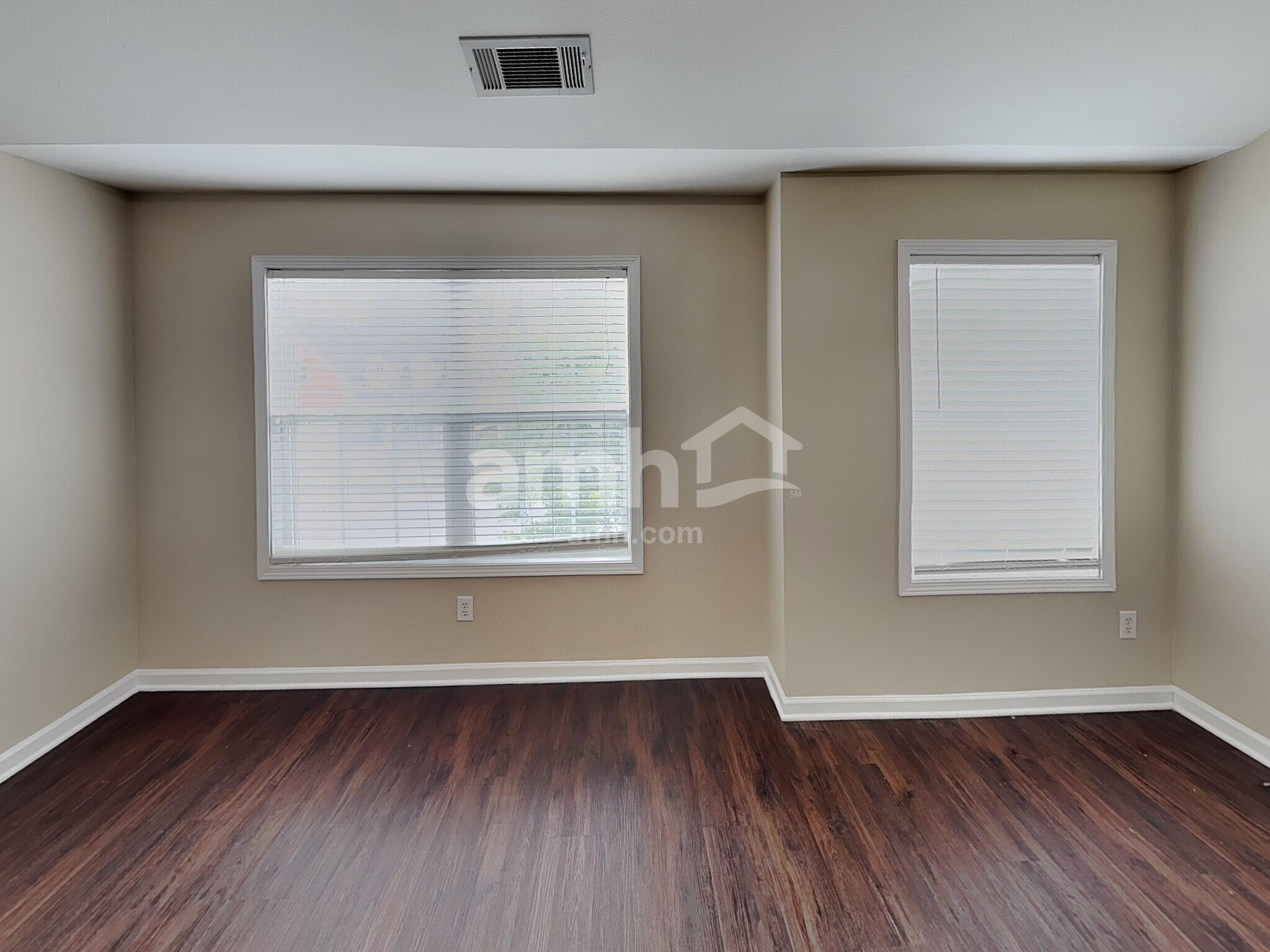 Building Photo - 6903 Grand Hickory Dr