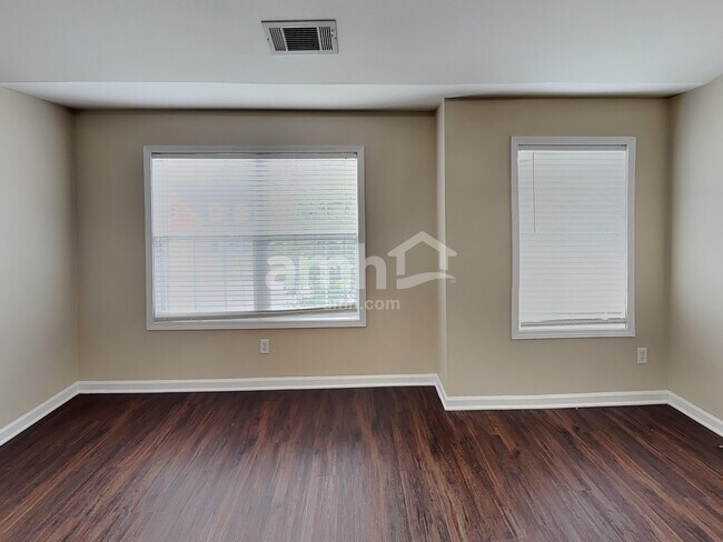 Building Photo - 6903 Grand Hickory Dr