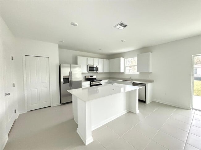 Building Photo - 4657 Golden Knight Blvd