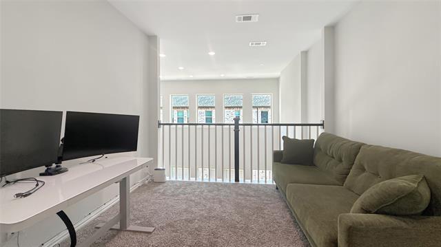 Building Photo - 8277 Huron Peak Dr
