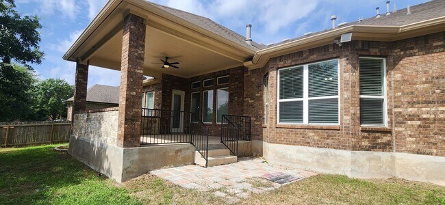 Building Photo - The Summit at Alamo Ranch-Gorgeous 5-Bedroom Home