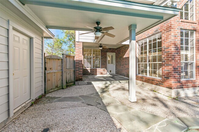 Building Photo - 3 Bough Leaf Pl
