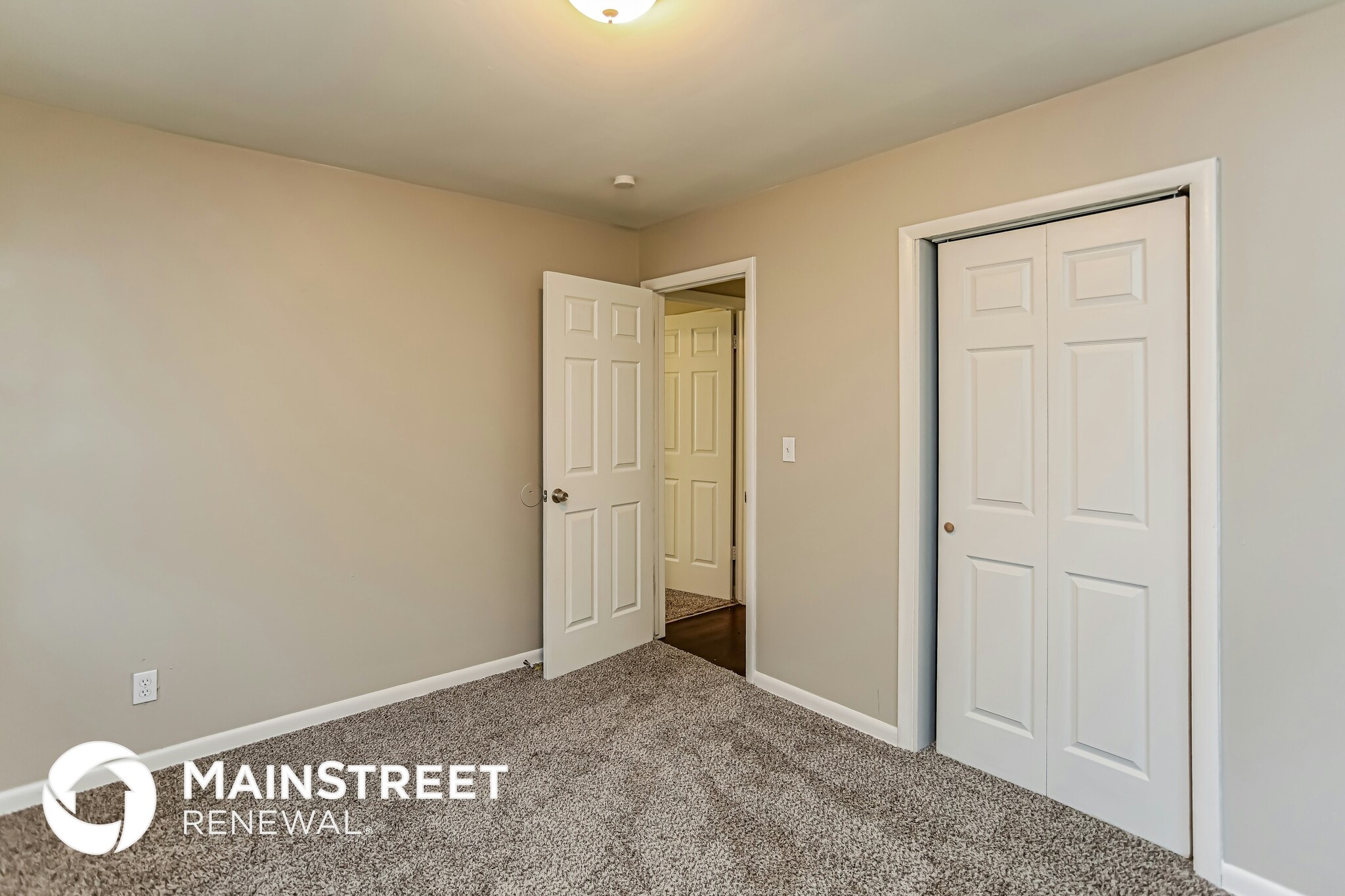 Building Photo - 7308 Maywood Ave