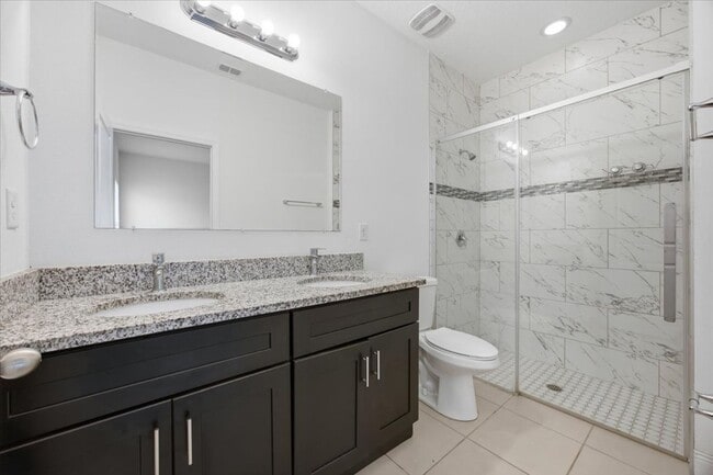 Building Photo - Stunning 4-Bedroom, 2-Bath Home in Poinciana with Modern Upgrades