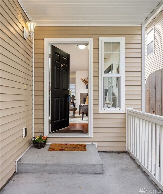 Building Photo - 17508 14th Dr SE