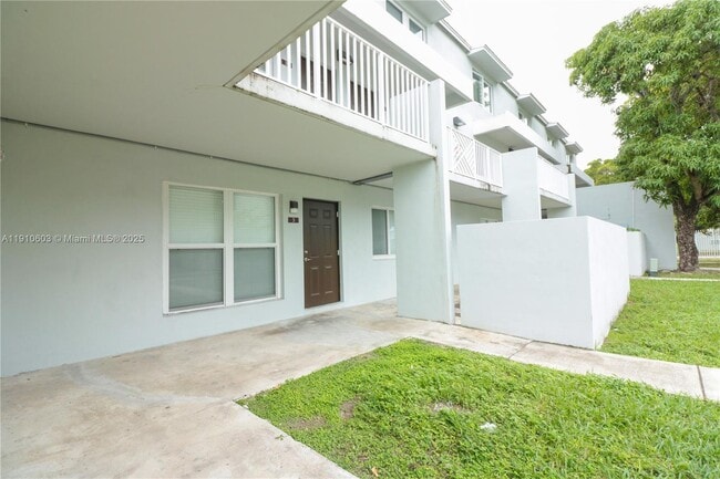 Building Photo - 1955 NW 5th Pl