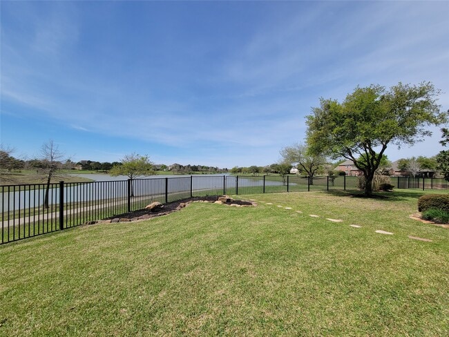 Building Photo - 18419 E Morgans Bend Dr