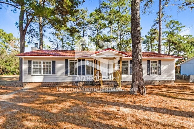 Building Photo - 620 N Jackson St