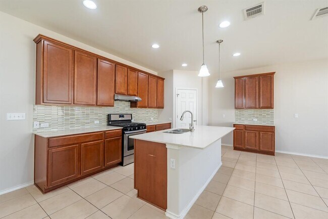 Building Photo - 1918 Tasmanian Tiger Trace