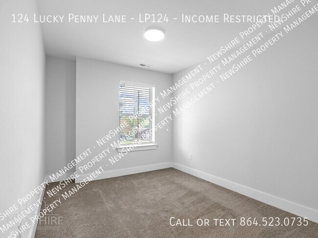 Building Photo - 124 Lucky Penny Ln