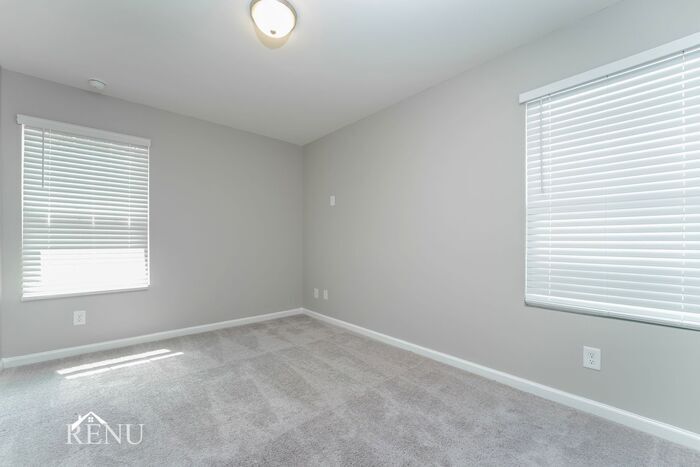 Building Photo - 3118 Journal Ct