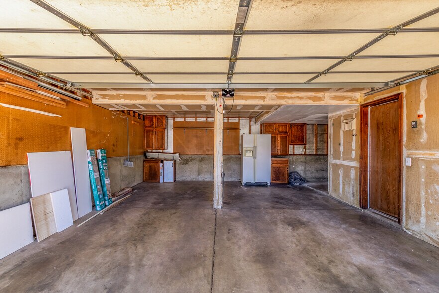 Building Photo - 1549 S Evanston St