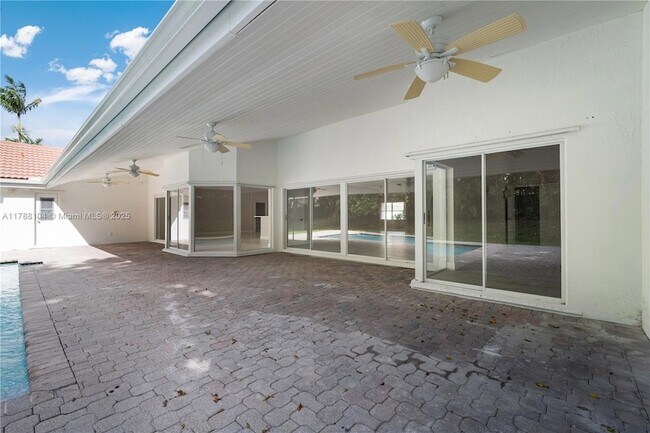 Building Photo - 9818 SW 111th Terrace