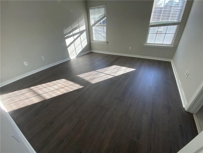 Building Photo - 2214 Landing Walk Dr