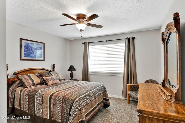 Building Photo - Coeur d'Alene Place – 3 Bed, 2.5 Bath Home...