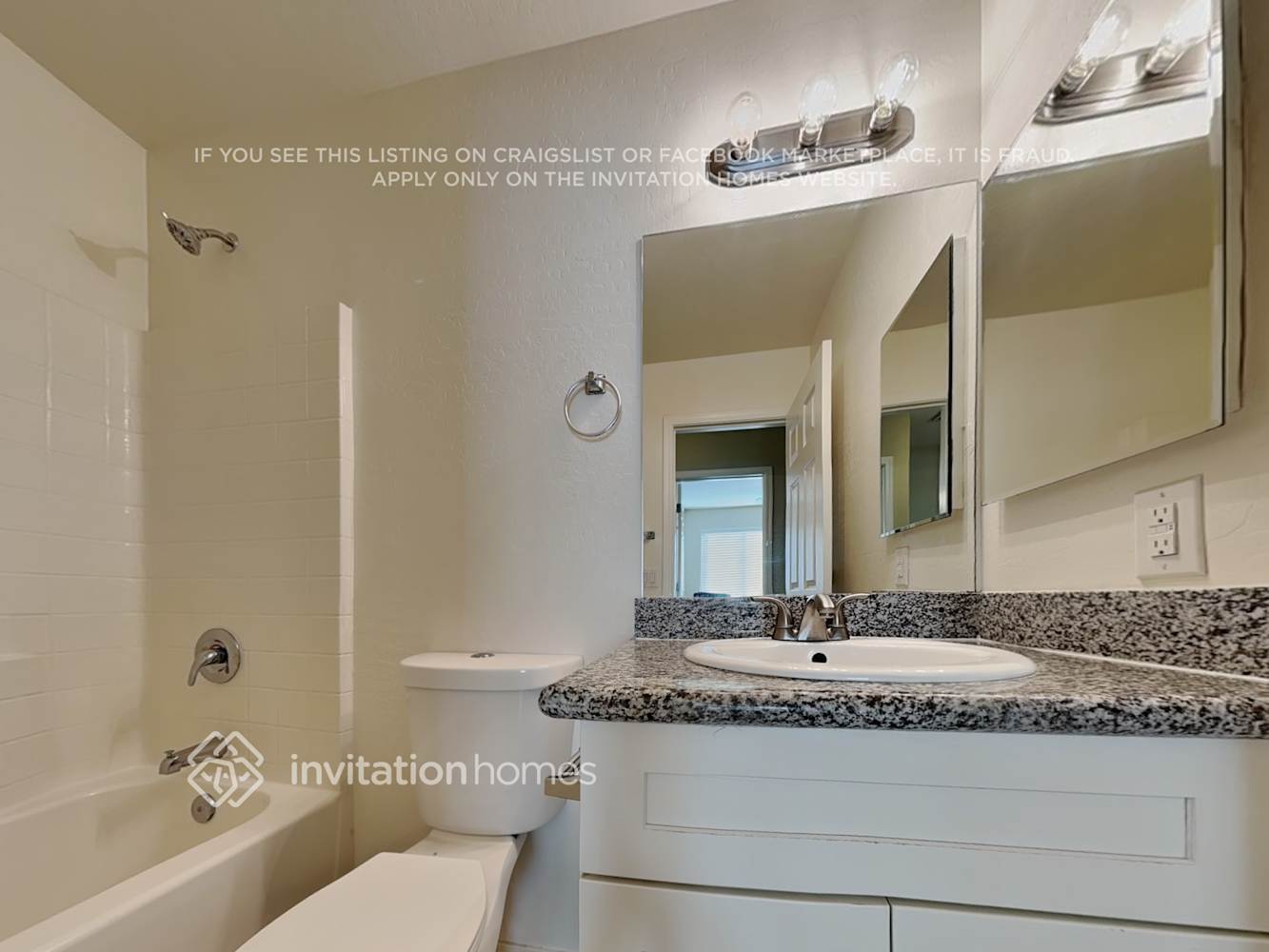 Building Photo - 2369 W Silver Creek Ln