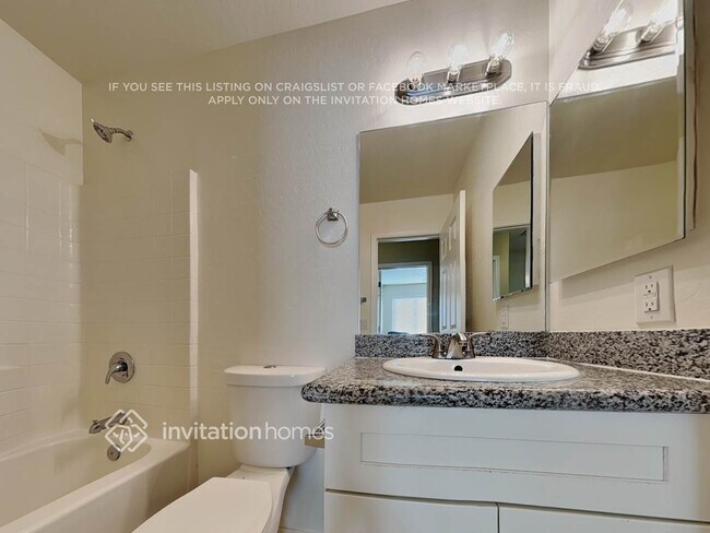 Building Photo - 2369 W Silver Creek Ln