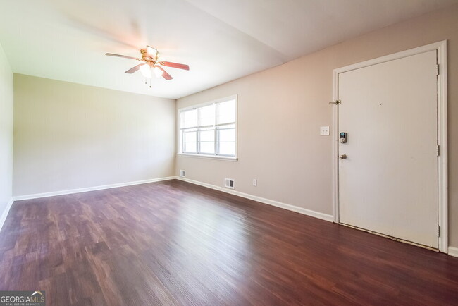 Building Photo - 4009 Castle St