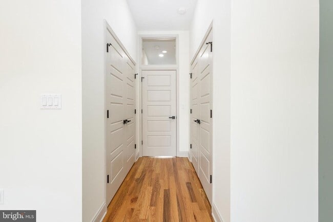 Building Photo - 3116 Clifford St