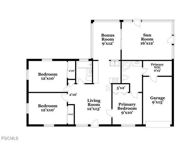 Building Photo - 4215 Tarpon Rd