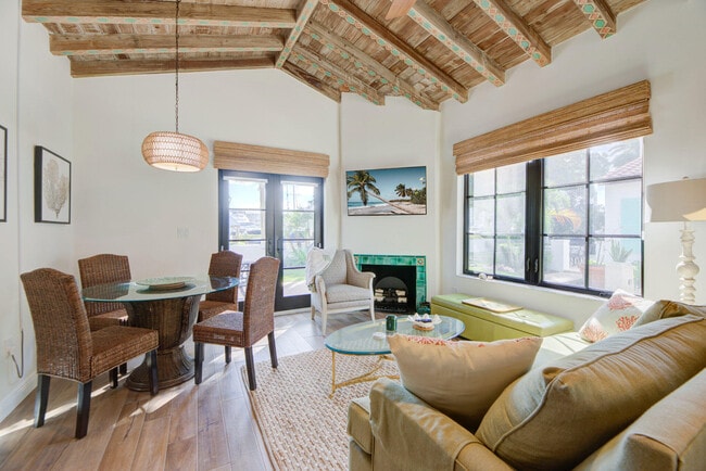 Building Photo - 110 Marine Way