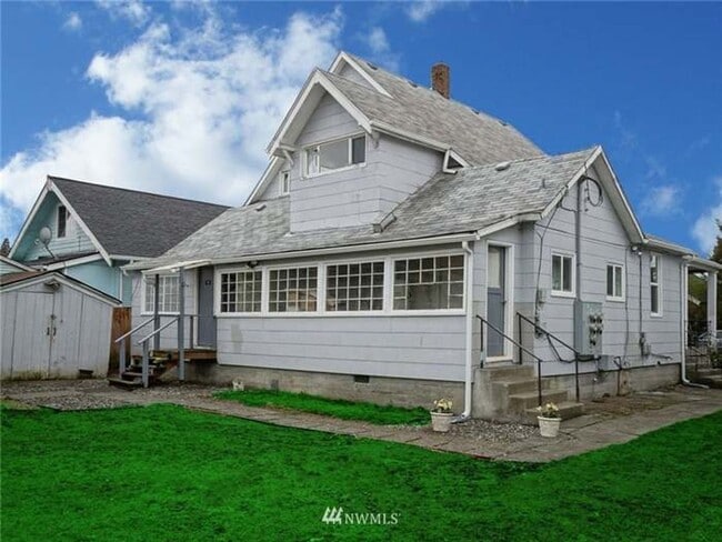 Building Photo - Collins - SR